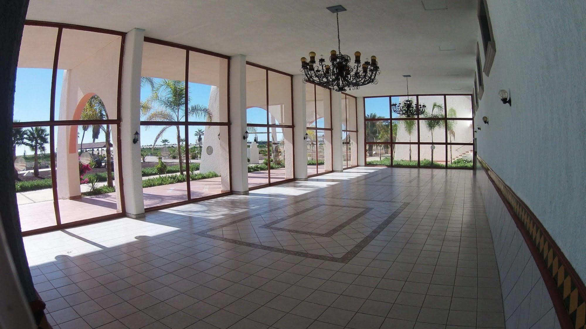 Hotel Mision Santa Maria San Quintin Exterior photo